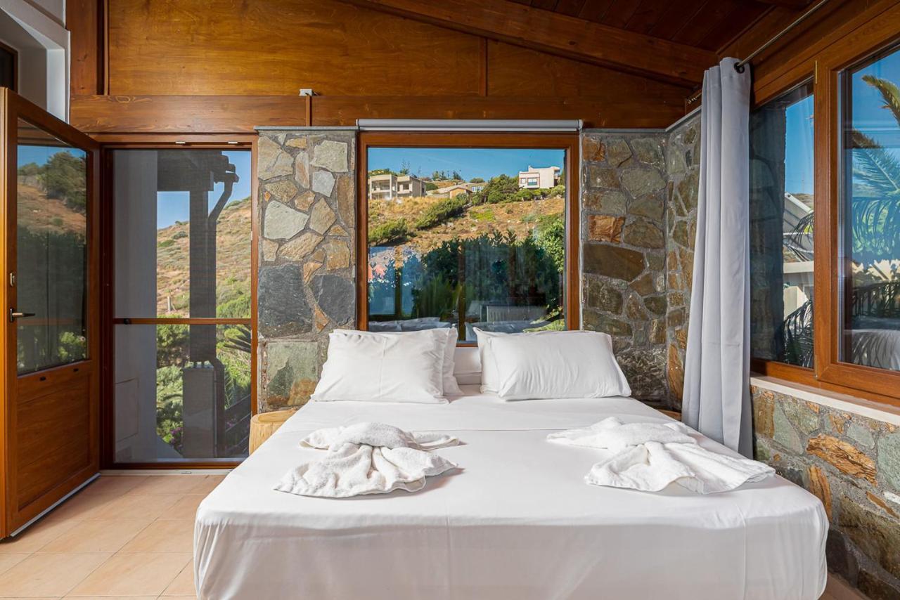 Vitamin Sea Luxury Villas アギア・ペラギア エクステリア 写真