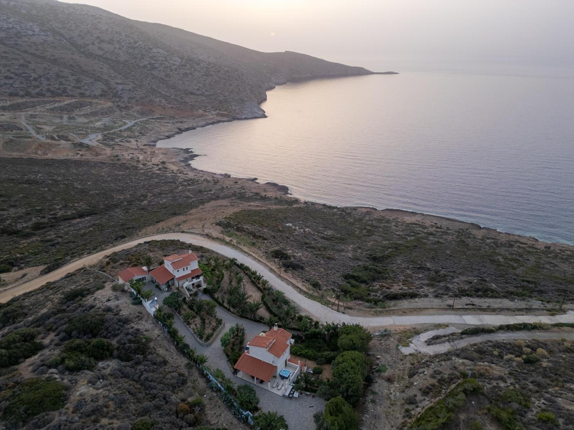 Vitamin Sea Luxury Villas アギア・ペラギア エクステリア 写真