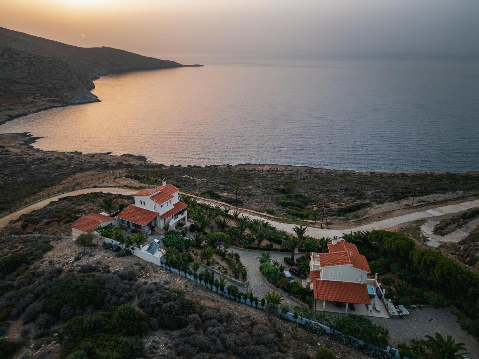 Vitamin Sea Luxury Villas アギア・ペラギア エクステリア 写真
