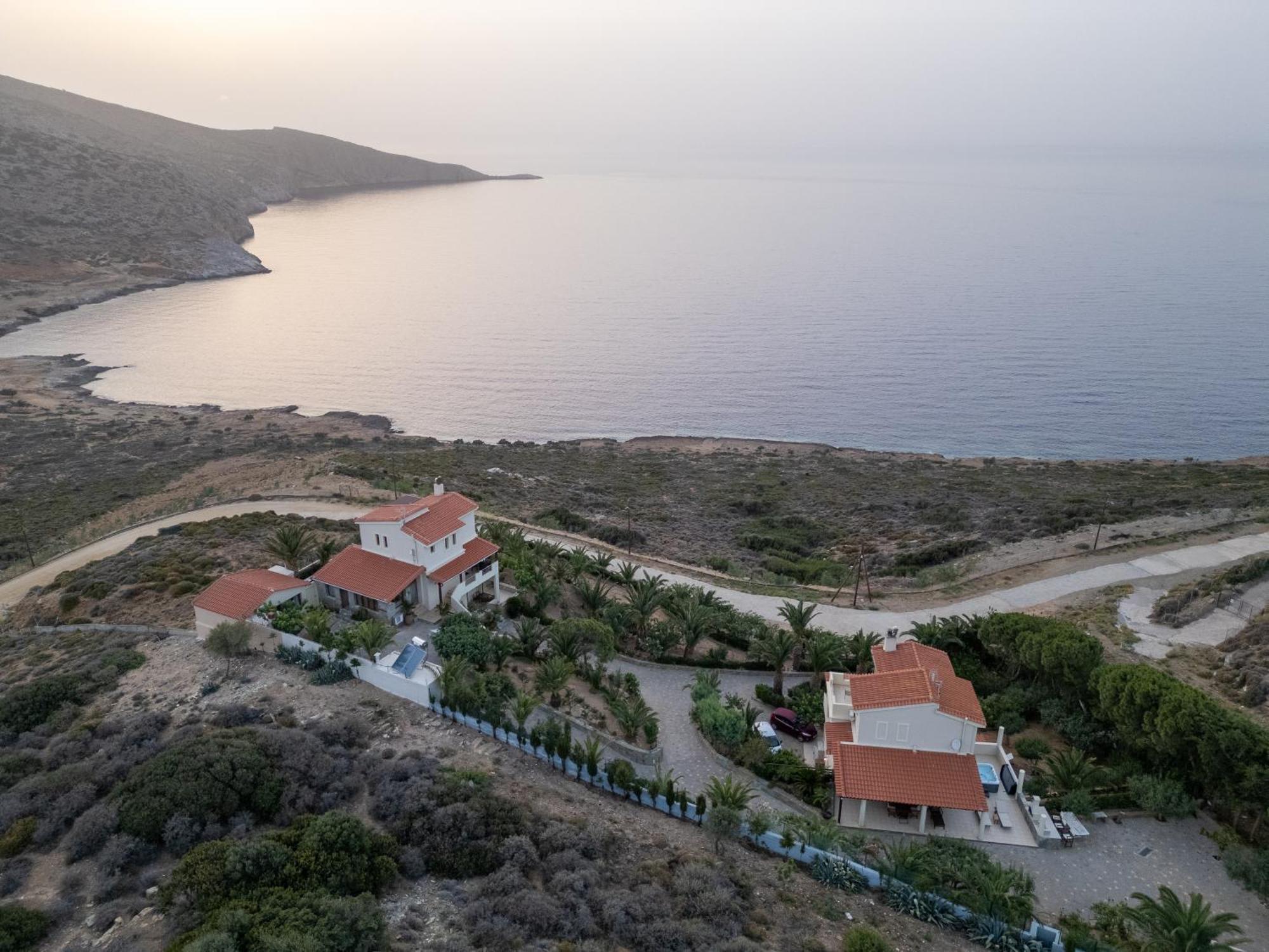 Vitamin Sea Luxury Villas アギア・ペラギア エクステリア 写真