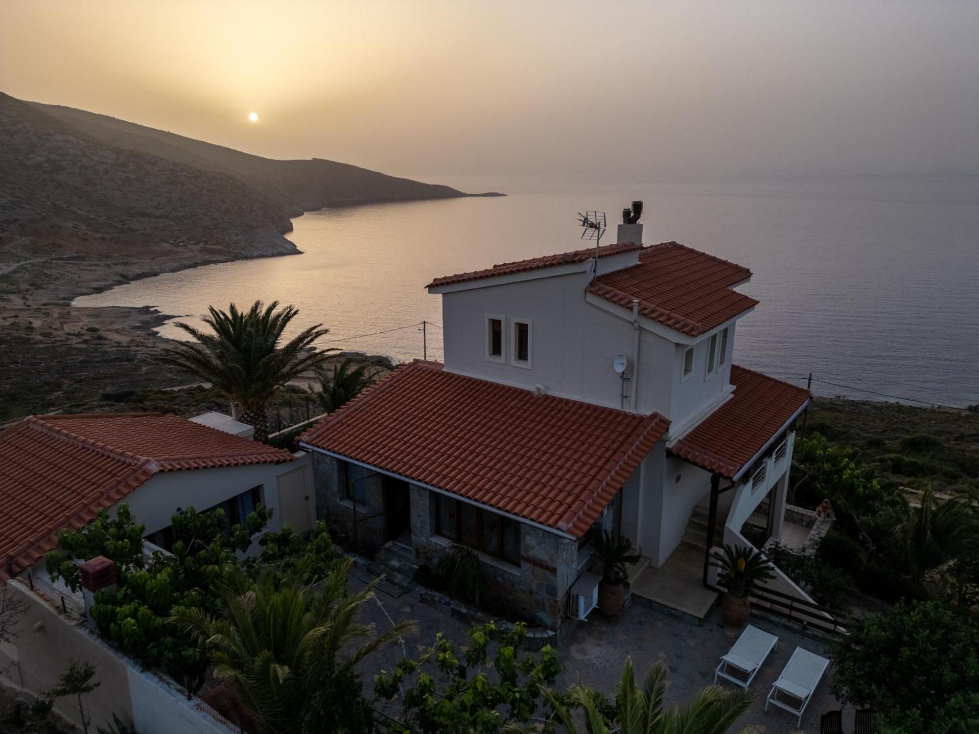 Vitamin Sea Luxury Villas アギア・ペラギア エクステリア 写真